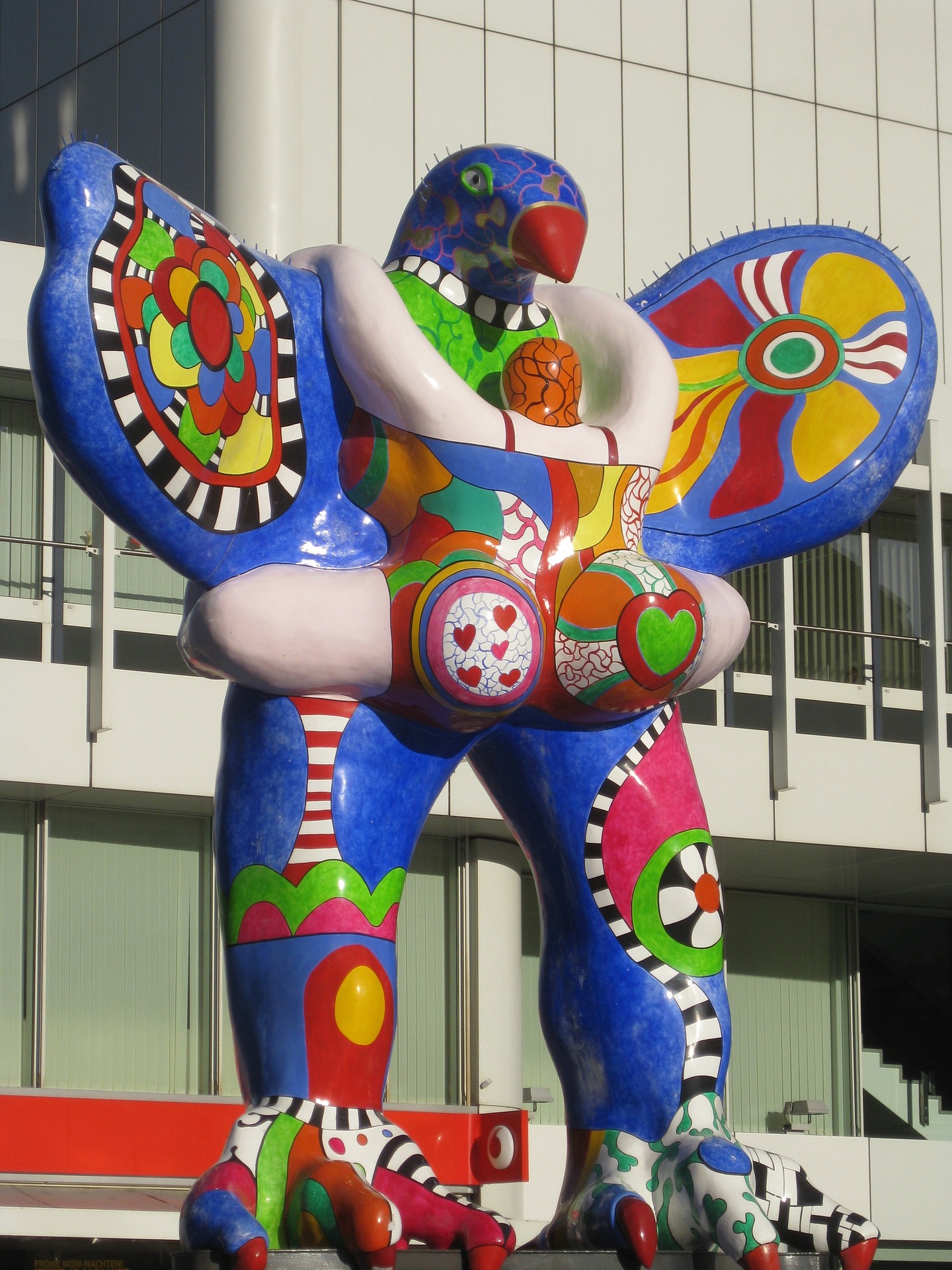 Niki de Saint Phalle – Ausstellung Schirn Frankfurt – Von der Freiheit der Körperlichkeit in der Kunst